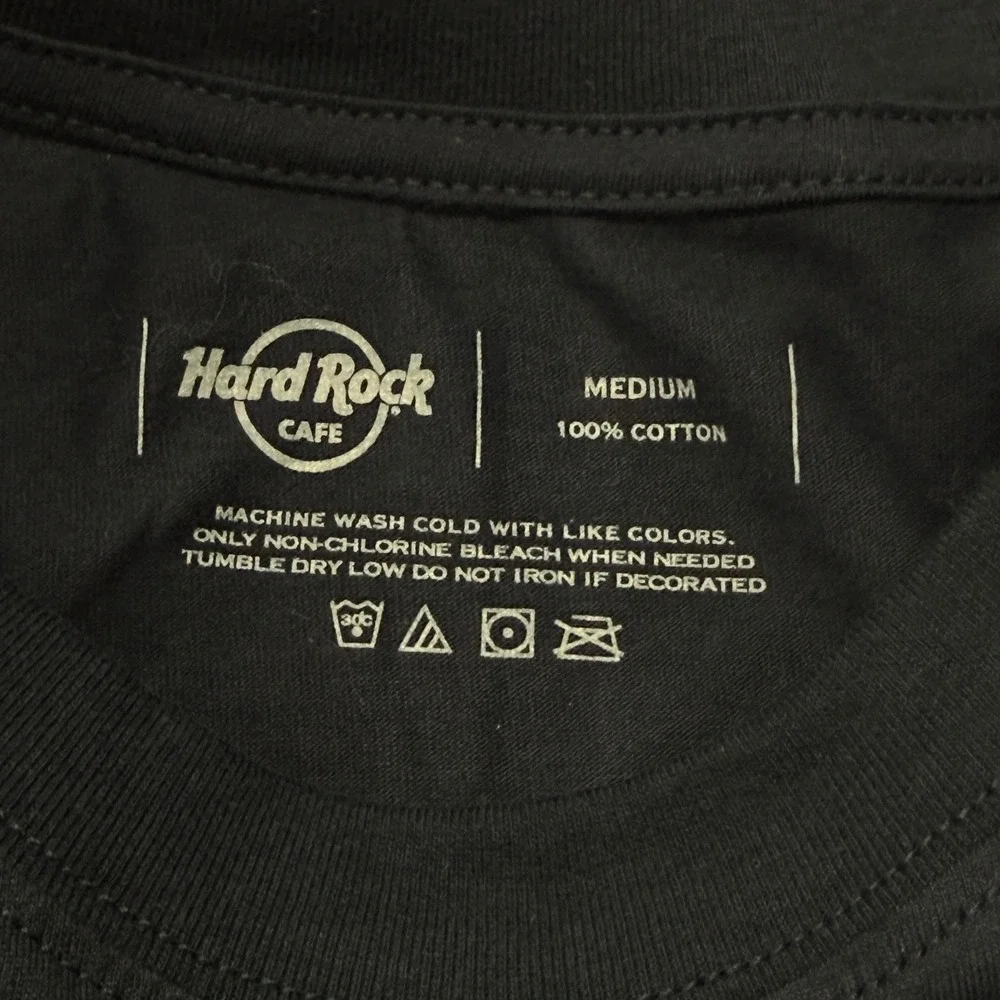 Hard Rock Cafe Manila Mens Medium Navy Blue Graphic T-Shirt NWT New Short Sleeve
